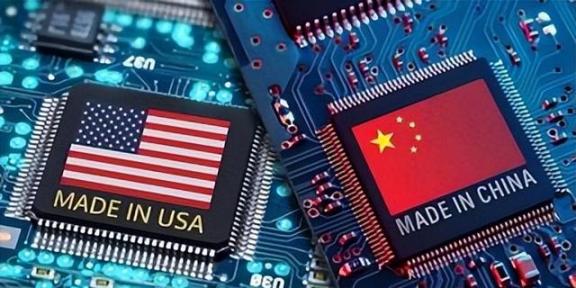俄媒：中国打掉了美国的傲气。俄媒认为，中国一面宣布对美国进口芯片反倾销调查，一面