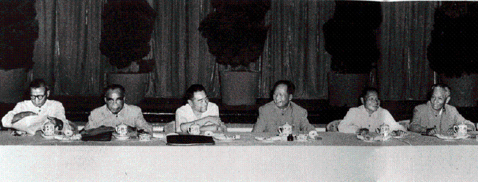 历史上的今日  1960年12 月 24 日一 1961 年 1 月 13 日 