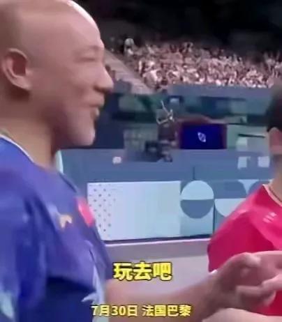 肖战的情绪价值无价！值得马琳、王皓好好学习！在昨晚冠军争夺的如此激烈，他让队员: