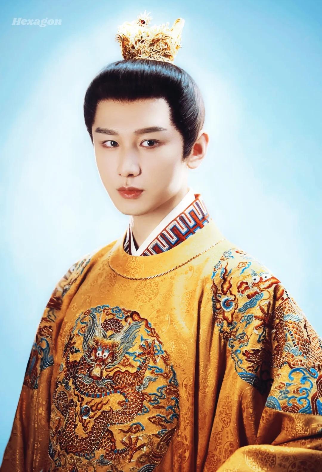 大明进行曲起奏!
两京十五日