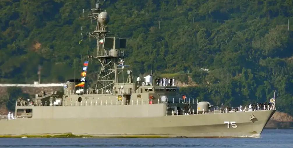 不讲武德？！美潜艇公海猎杀伊朗军舰，二战的残酷记忆又回来了


美国已经杀红了眼