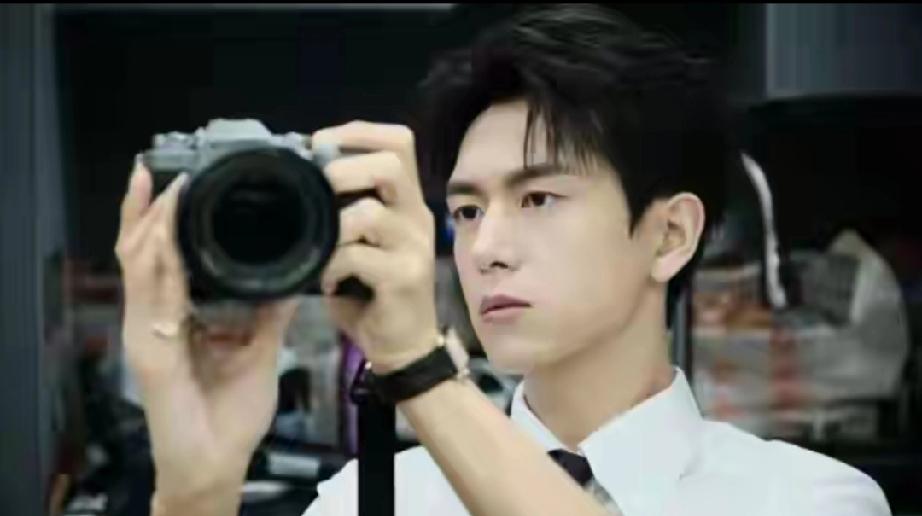 创历史！李现成内地第一人，将登上世界杯正赛赛场开球
 
     重磅消息！演员