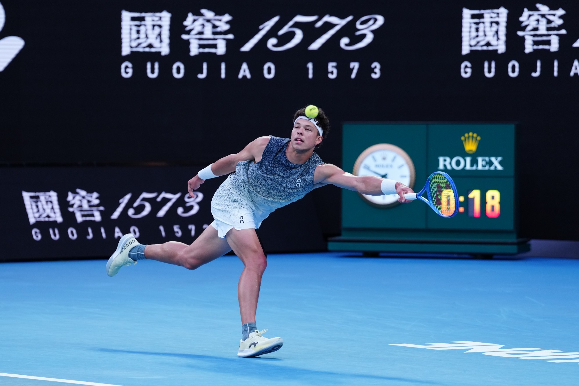 澳网2026 辛纳6-3、6-4、6-4击败谢尔顿，最后一个晋级四强。澳网男单四