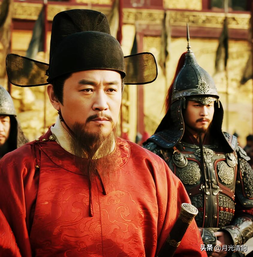 洪武二十六年，锦衣卫密报呈上御案，蓝玉与景川侯曹振等人“图谋不轨”，欲趁皇帝出宫