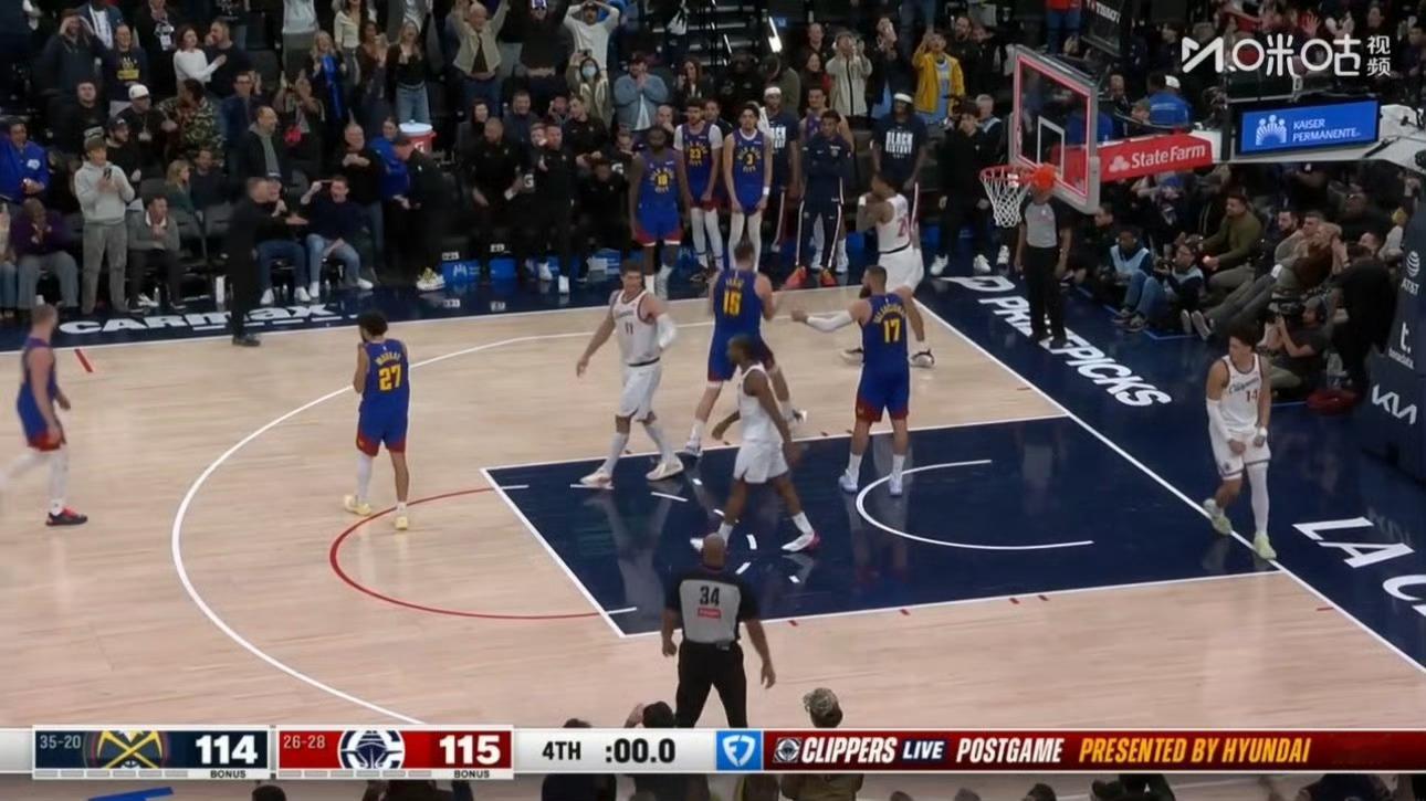 哈哈哈哈哈，给你机会你不中用呀，穆雷！ 明天快船背靠背打我湖，是不是兄弟快船vs