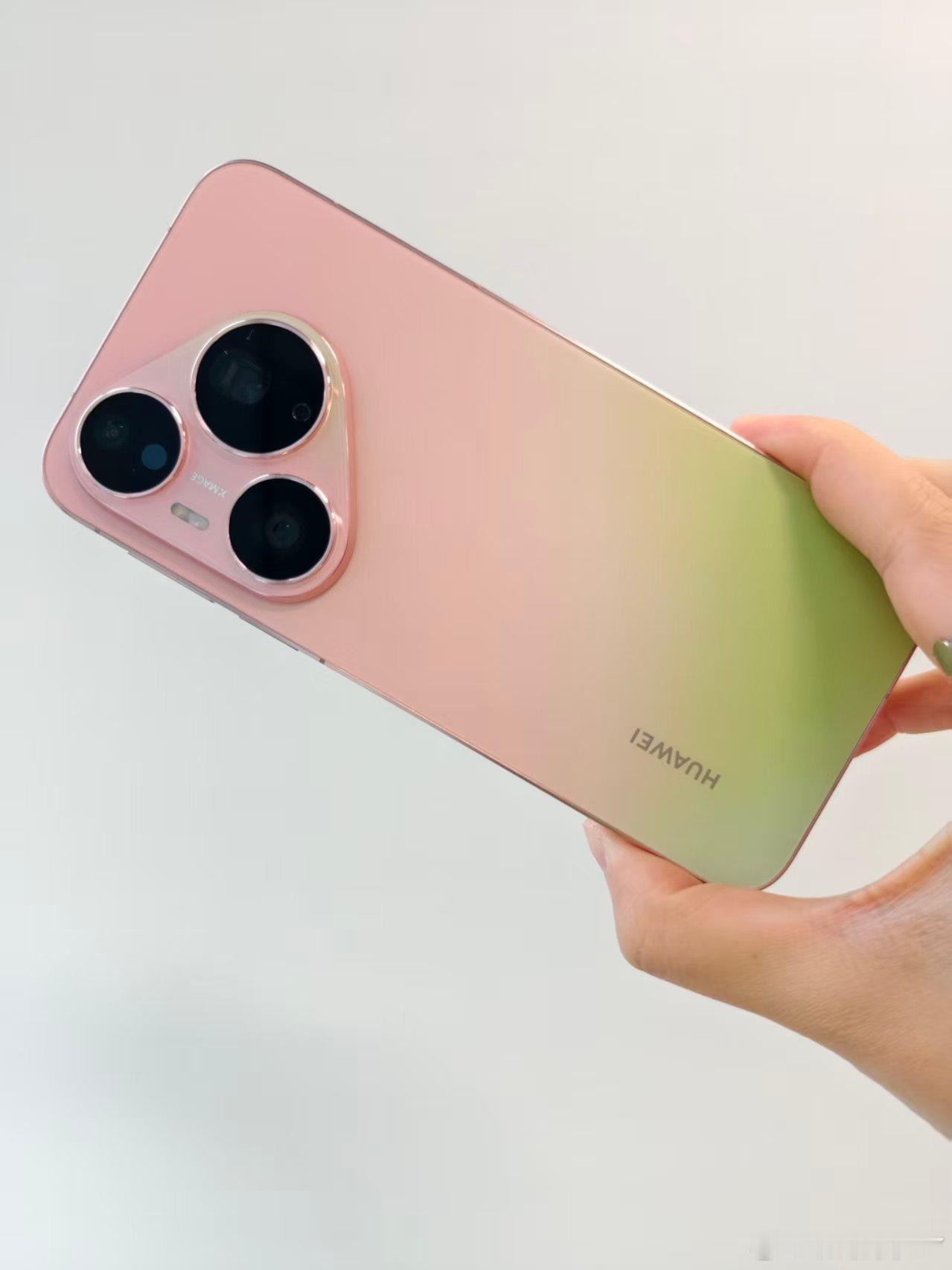 新机来了 拆新机盲盒也太快乐啦✨一眼心动的神仙配色，颜值直接封神妥妥长在审美上，