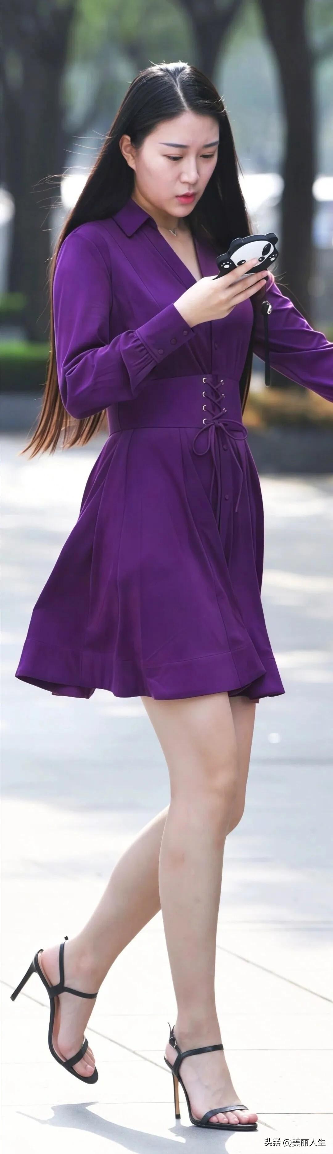 春天的花开
街头的美丽倩影