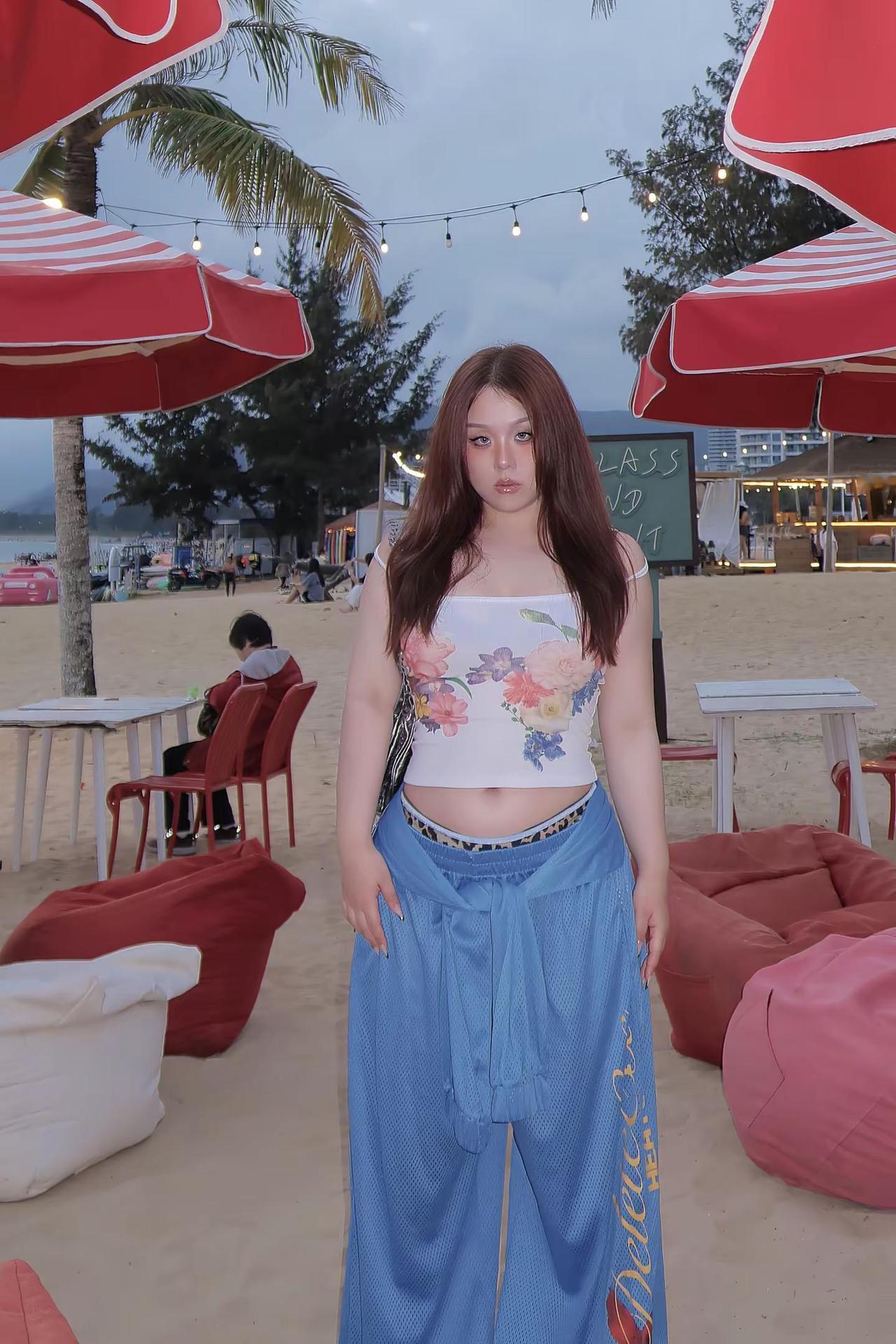 这套还没拍过。海边穿衣自由 创作者中心 创作灵感