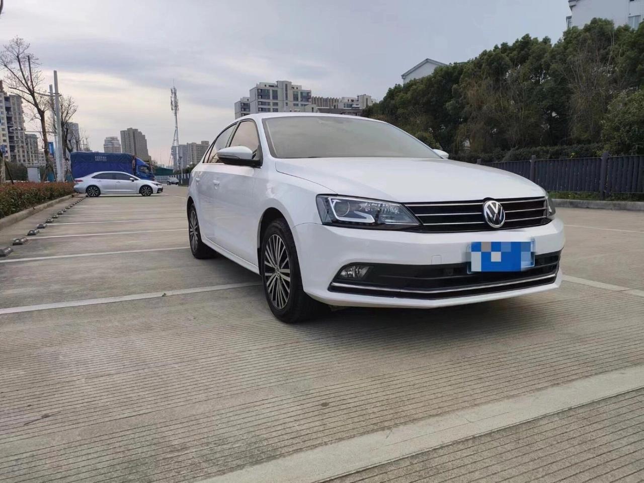 五一期间，我驾驶着速腾从南宁出发，前往被誉为“世界天窗之都”的三门海，开启探秘喀