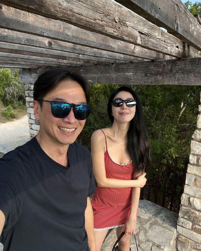 杨谨华想要自己生孩子 据台媒，杨谨华近日受访时坦言这些年尝试过各种求子方式，至今