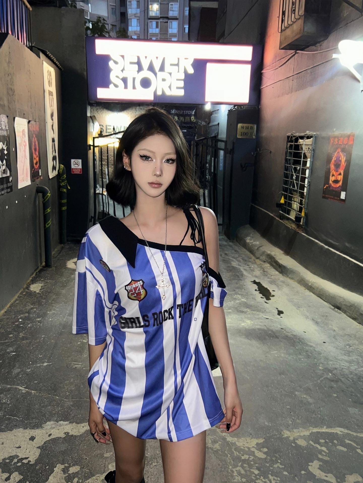 全世界都在赌球 而我在赌你会不会爱我
