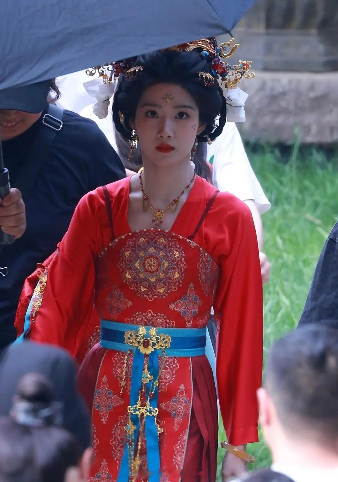 如何评价鲈鱼的嫁衣路透？？卢昱晓