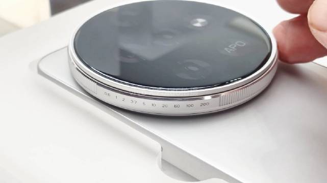 #vivo[超话]# 看到这个视频，你会不会觉得这就是vivo即将发布的vivo X500系列旗舰手