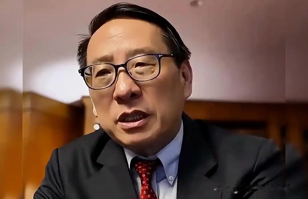 最近，高志凯的“硬核安利”在网友的段子里火出了圈。

有才的网友是这么编排他的：