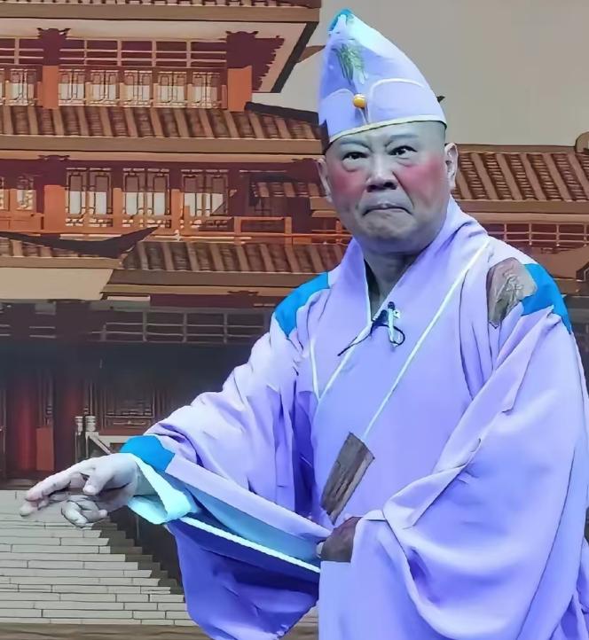 郭德纲现在要如何挽回口碑？这3点应该可以！

最近这段时间，郭德纲的舆论口碑可以