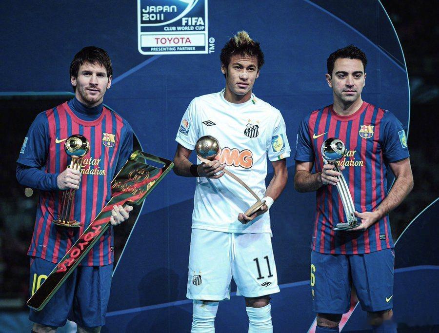 【高水平】哈维：“我见过最接近梅西的是21岁刚加盟巴萨的内马尔，我从未见过有球员