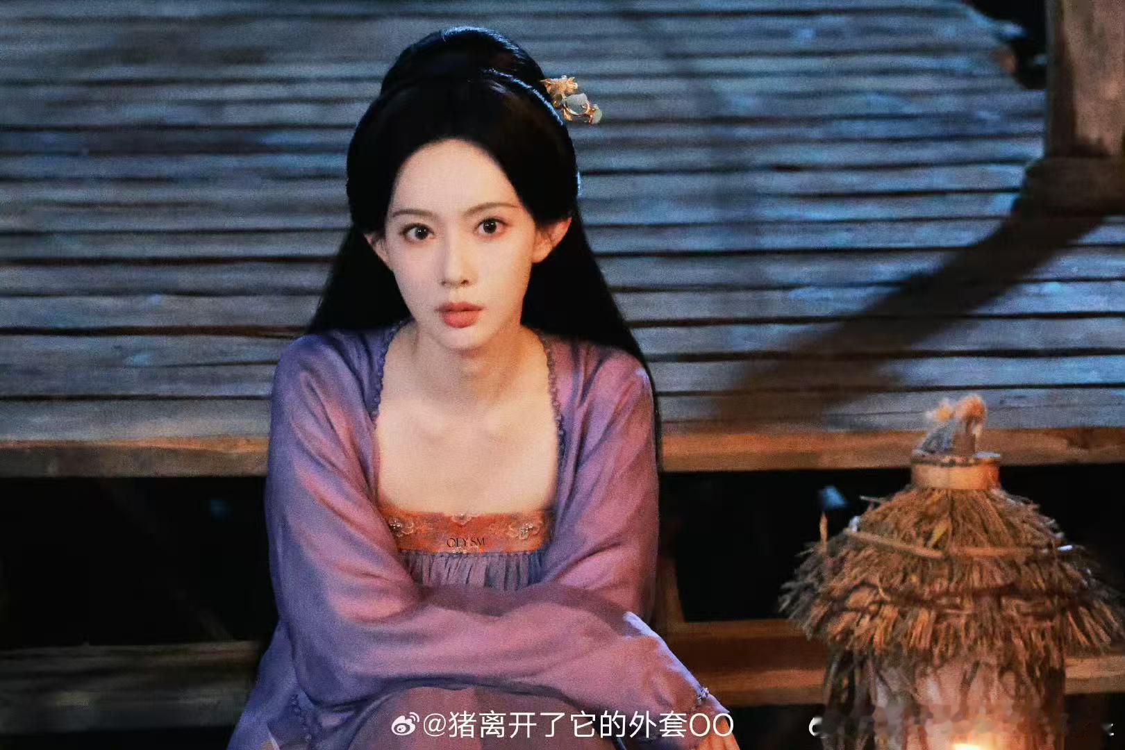 孟子义尚公主暮晚摇紫衣路透 ​​​这个紫衣暮晚摇美的好超过～紫色太有韵味了！ ​