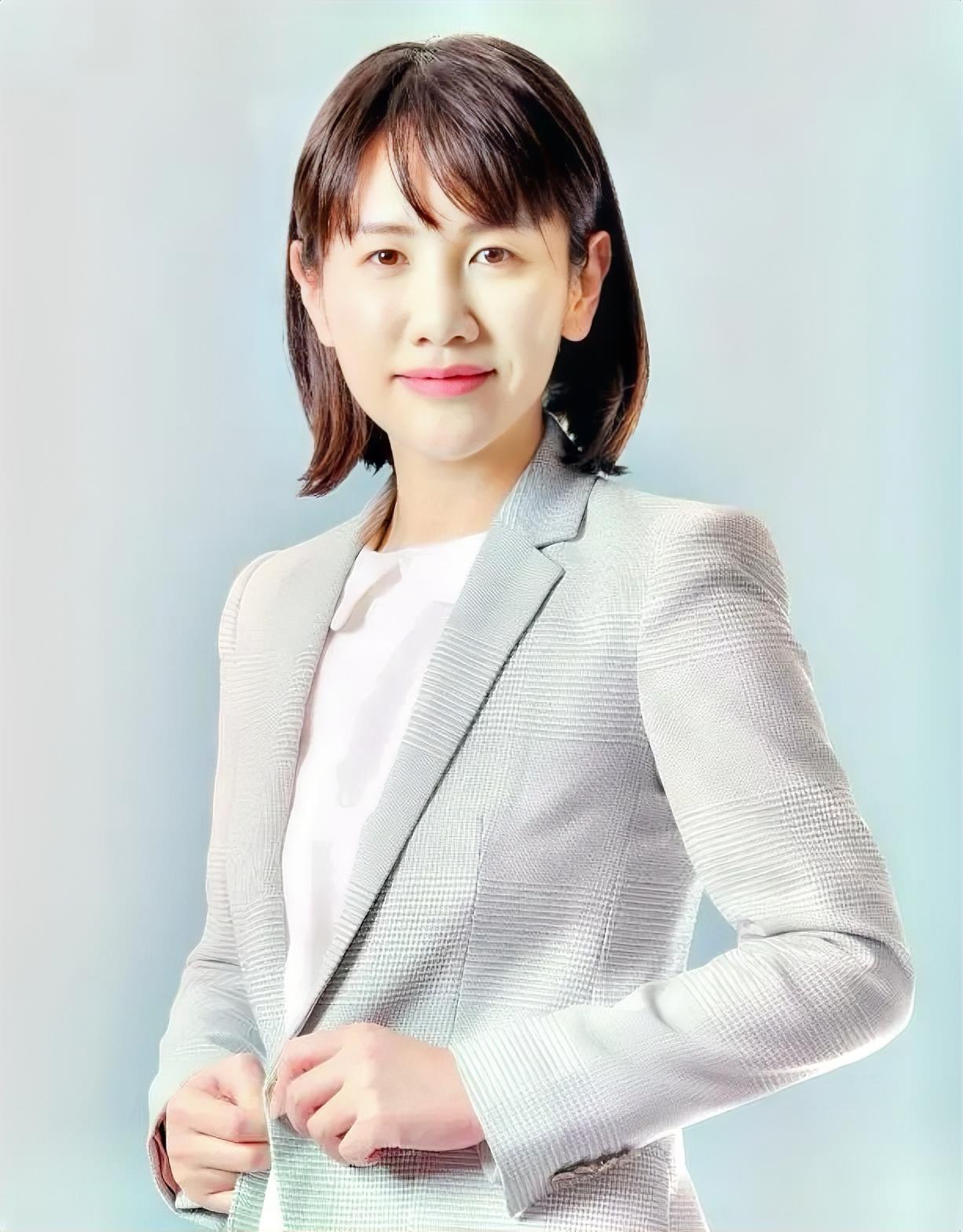 中国国民党新任党主席郑丽文今天公布了全台湾各市县党部人事任命结果。那位曾公开强烈