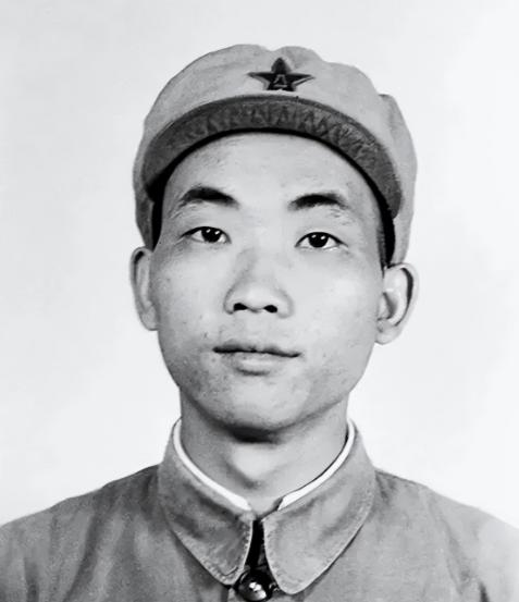 1952年，志愿军总部收到一封战报，政治部主任杜平看完后怒道：“打了一辈子仗，从