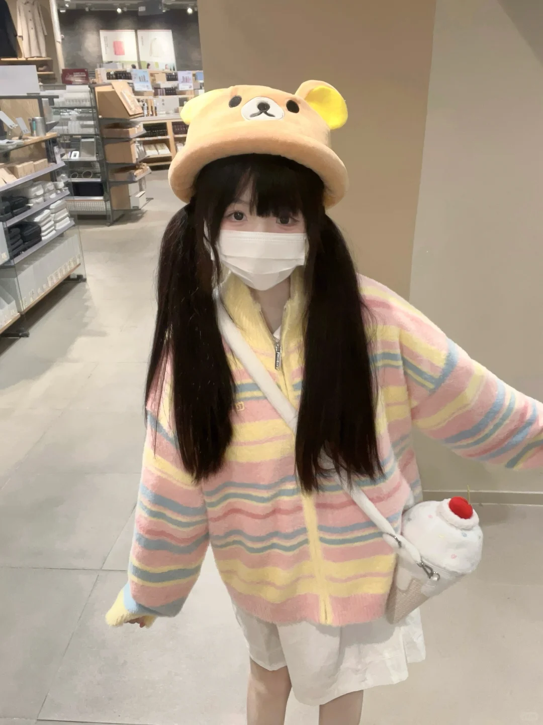 萌物一枚^•ω•^
