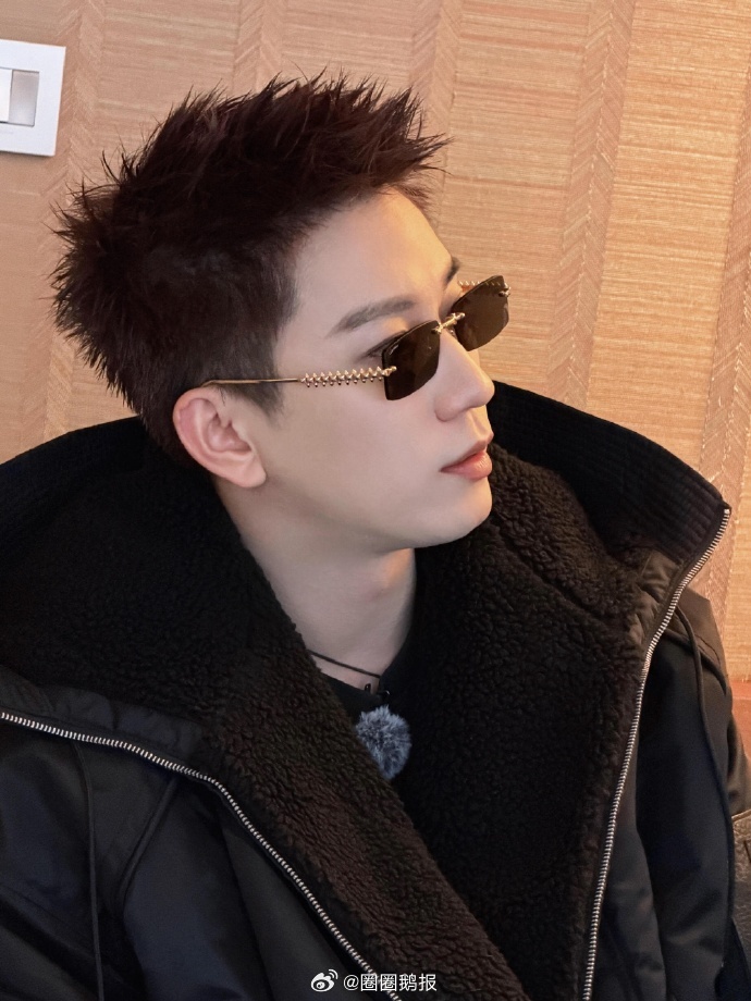 王子奇美式前刺矜贵公子王子奇美式前刺返场  王子奇美式前刺造型太吸睛了🥳 第一