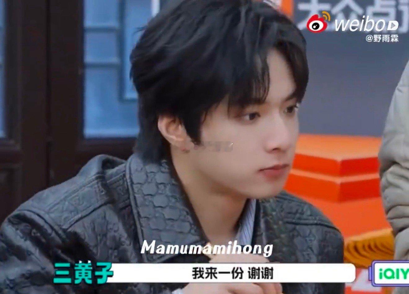 黄子韬刘耀文俩人吃饭跟打架一样  这俩人把吃饭玩成了极限运动！黄子韬的“丝滑接手