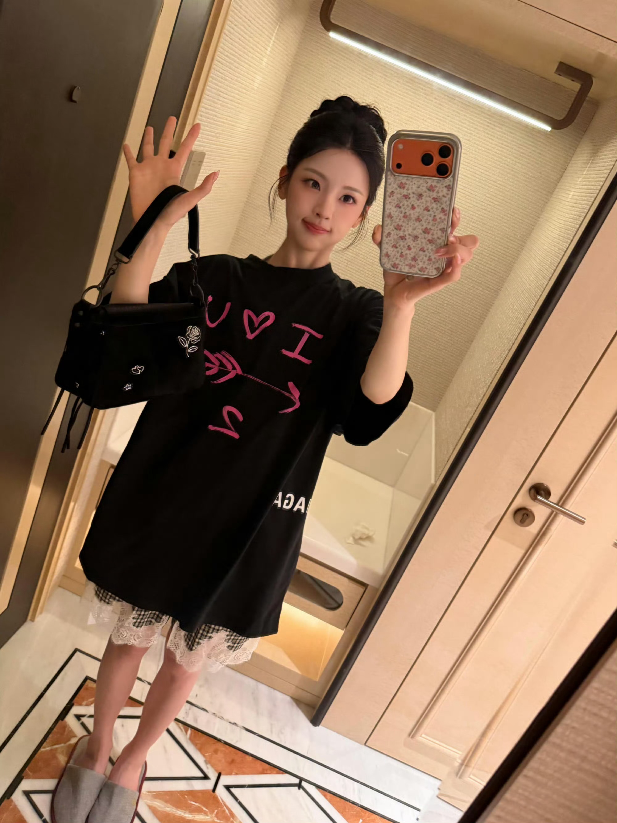 火箭少女101 ycy杨超越今天是太阳雨 杨超越🍠更新：“💗☺️七夕快乐💖