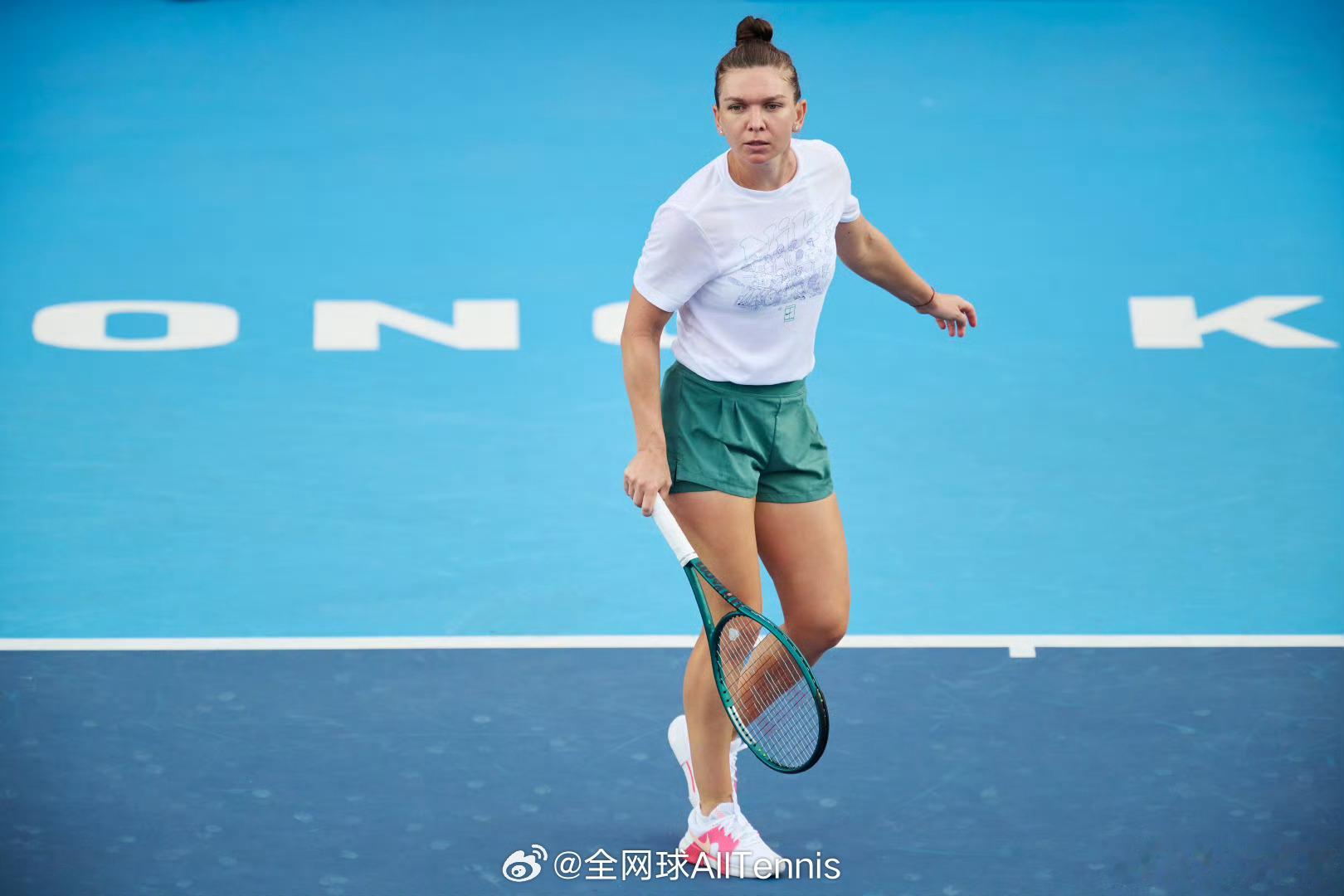 哈勒普收获 WTA250 奥克兰站外卡[话筒]开启2025赛季🔛 