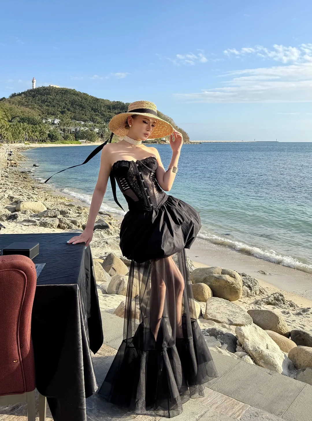 海岛度假🏖️黑色穿搭也太出片了～