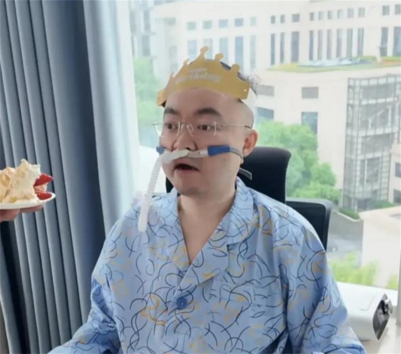 2019年，京东副总蔡磊身患渐冻症，刘强东打电话问：“你需要多少钱？我给你找专家