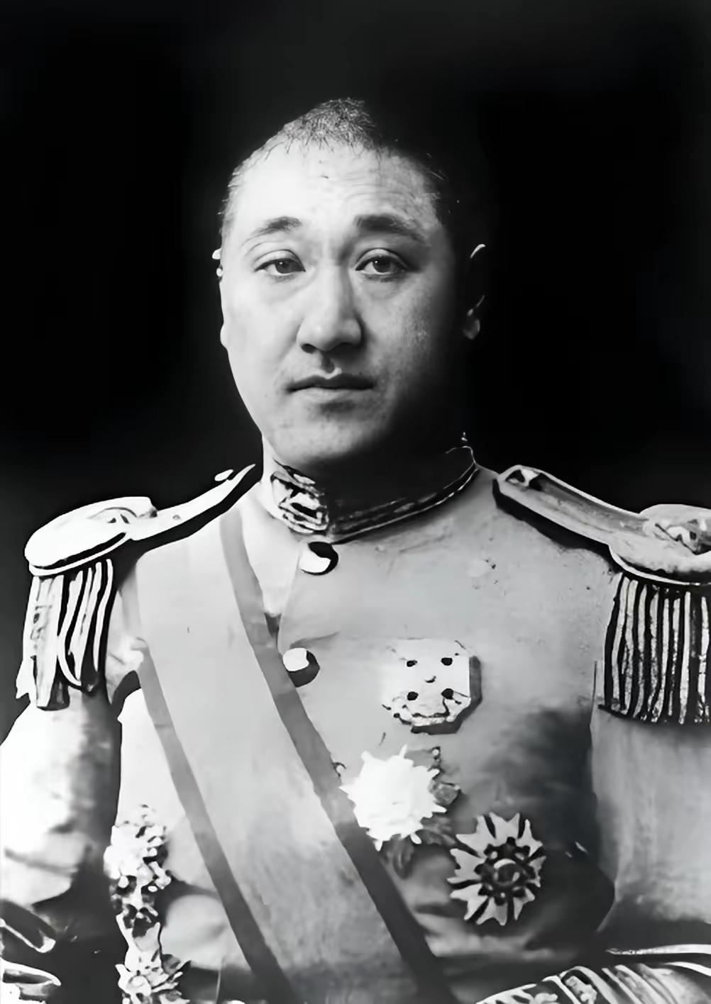 1918年，北洋元老陆建章在天津惨遭徐树铮枪杀，远在常德的侄女婿冯玉祥闻讯怒不可