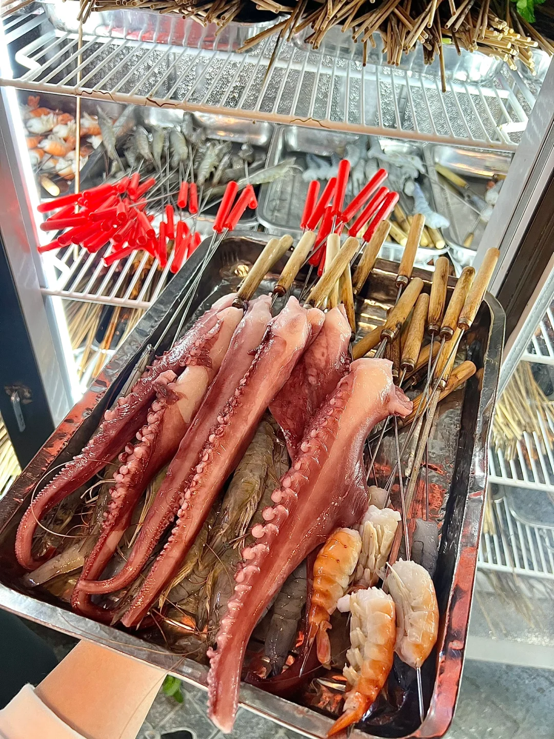 巨型鱿鱼须串串 吃爽了…
