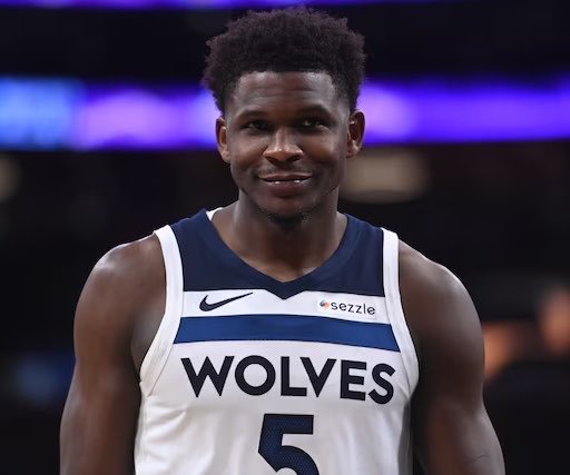 Shams：据ESPN消息，森林狼球员安东尼·爱德华兹今日一早参加了球队的赛前投