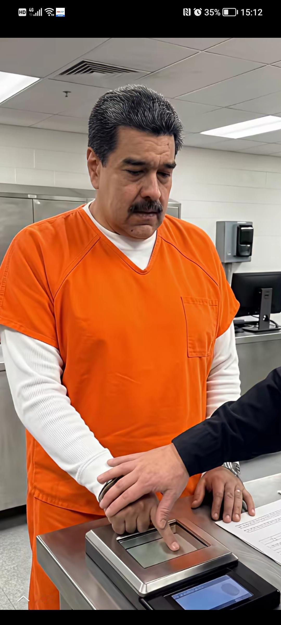 别的不说，马杜罗的衣服换的真勤