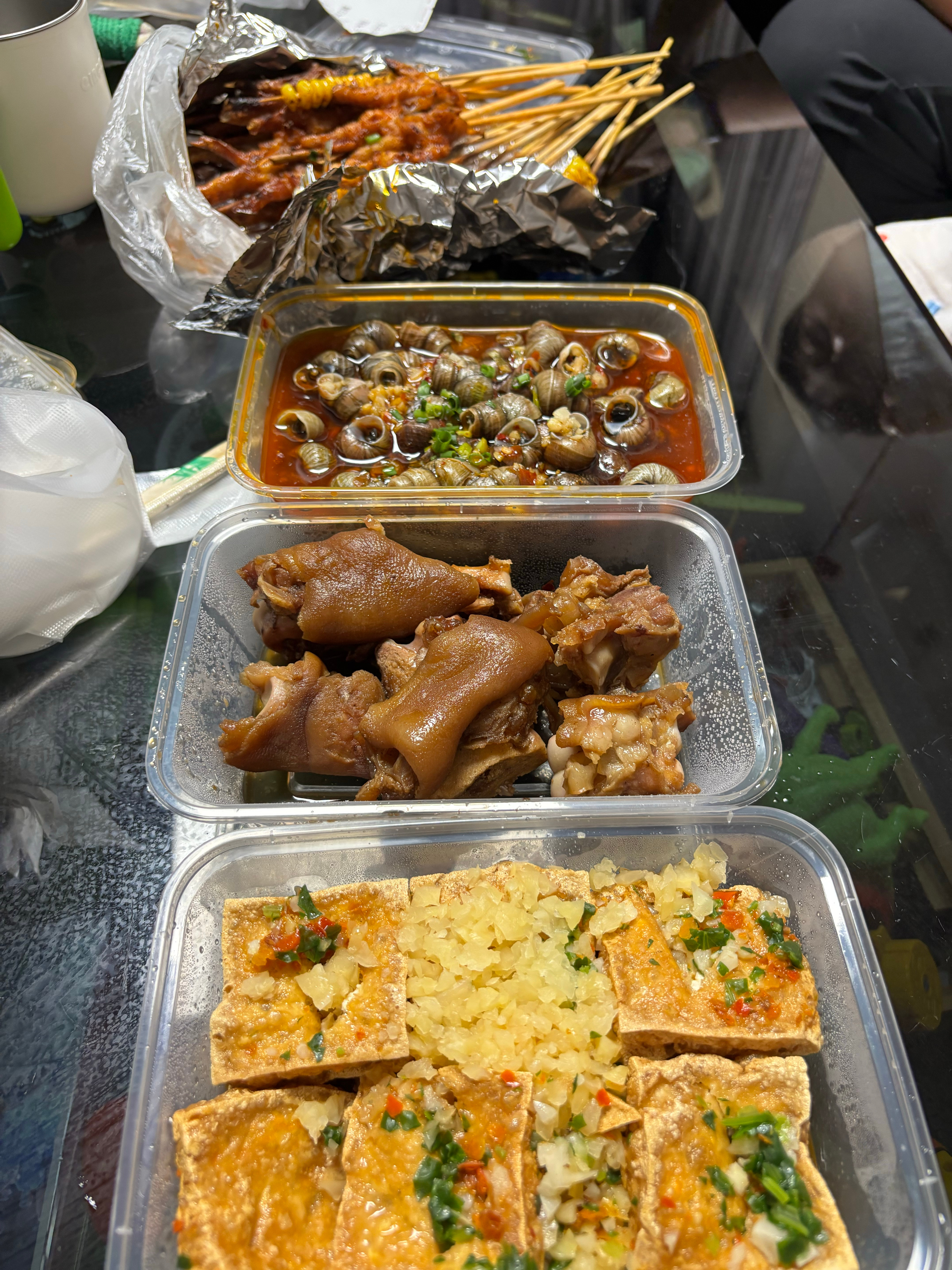 抱歉 我又在深夜放毒啦！吃完就后悔