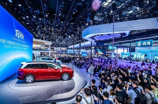 比亚迪一季度利润腰斩，前有外患汇兑损失，后有内忧1600亿库存比亚迪一季度交出了