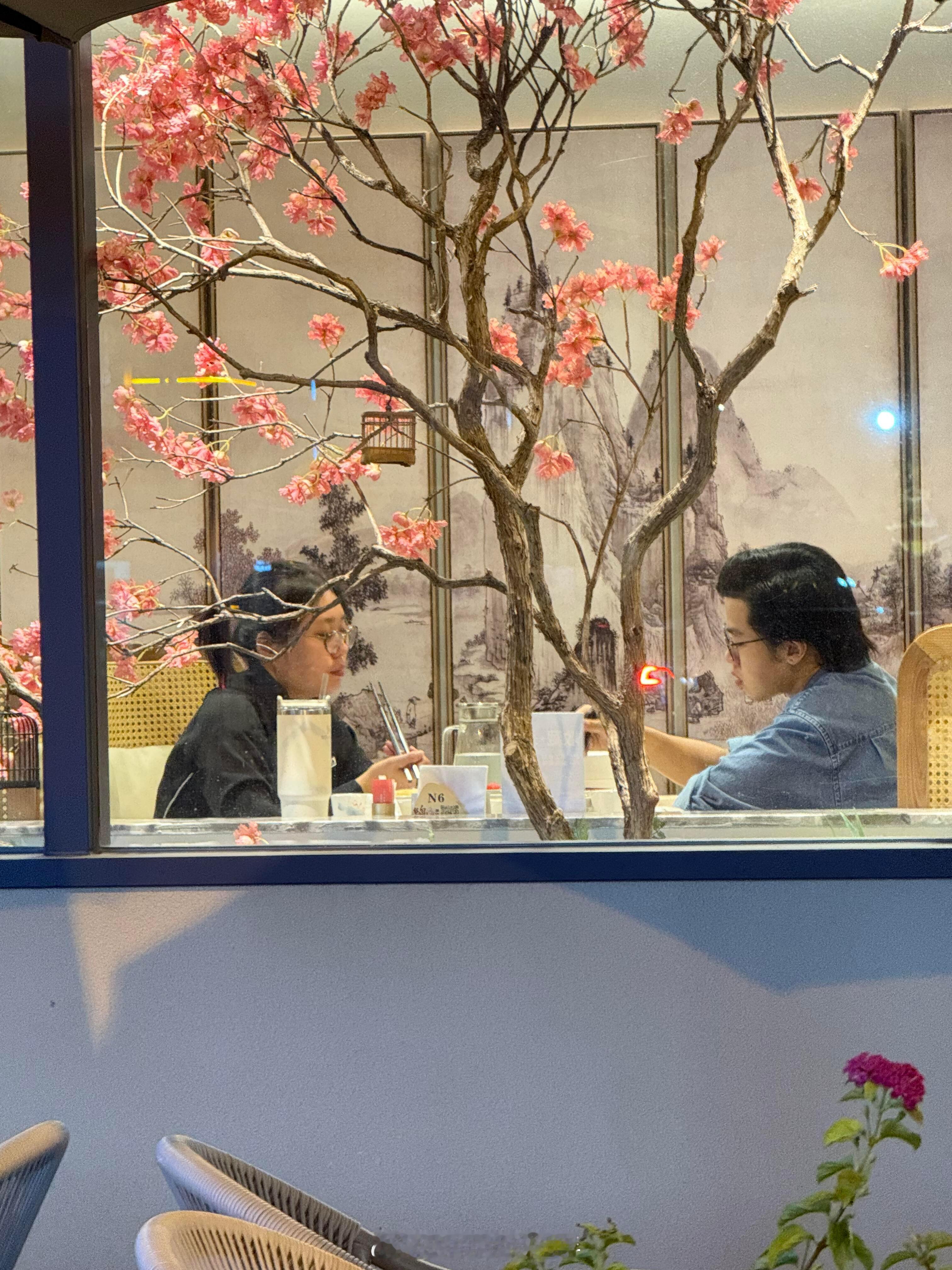 李雪琴王一通约会李雪琴与男友约会 好甜蜜 ​​​
