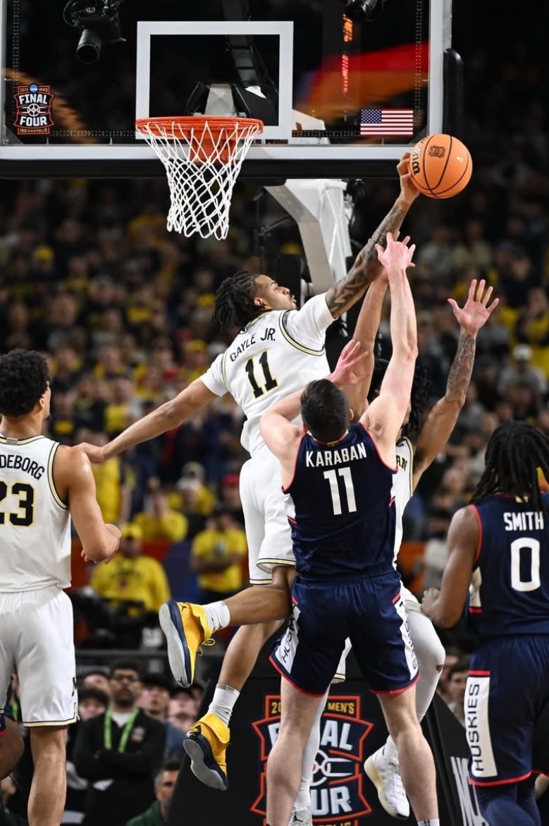 拒之门外，早安