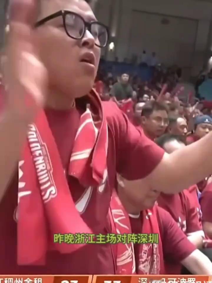 CBA公司重罚浙江男篮16万元。
CBA公司重罚浙江男篮16万元，创造了本赛季单