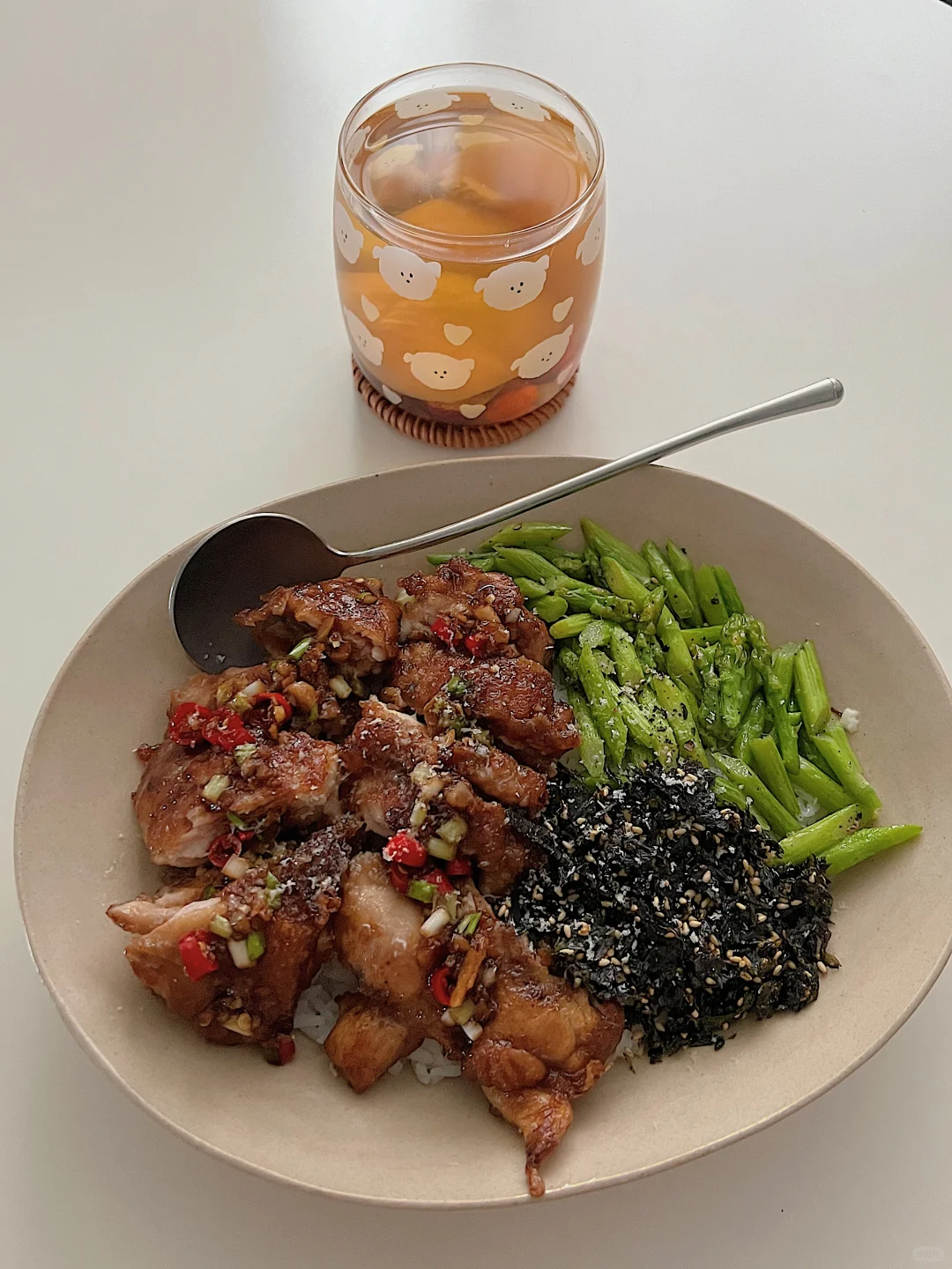 普通人的减脂餐-鸡扒芦笋海苔盖饭🍱