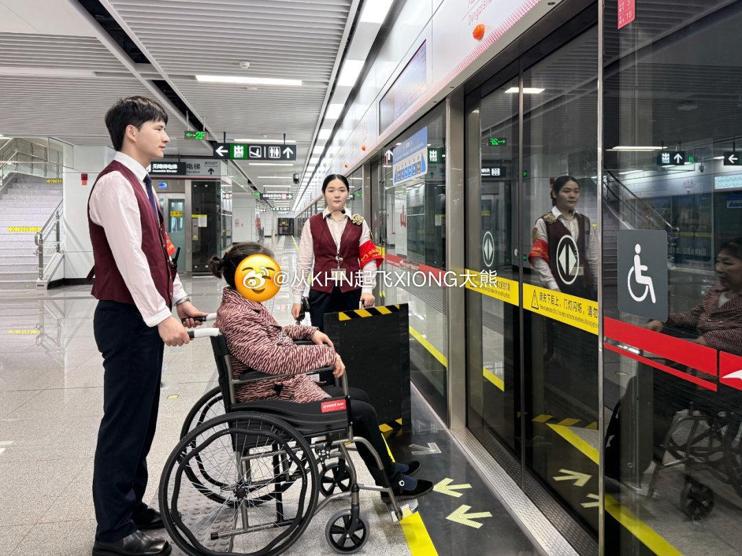 【英雄城交通•地铁 | 让爱无“碍”！无“碍”出发，与美好同行】 南昌情暖英雄城