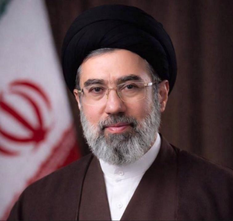 硬气！伊朗新领袖重磅发声：海军整装待发，定叫敌人再尝惨败！
 
战火未熄，强权环