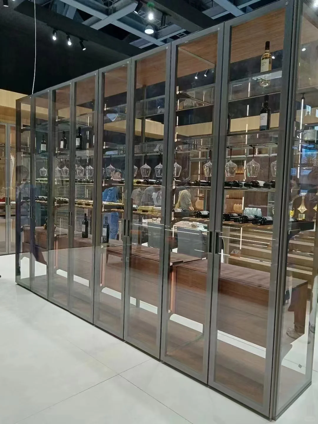 全网都在找的玻璃柜