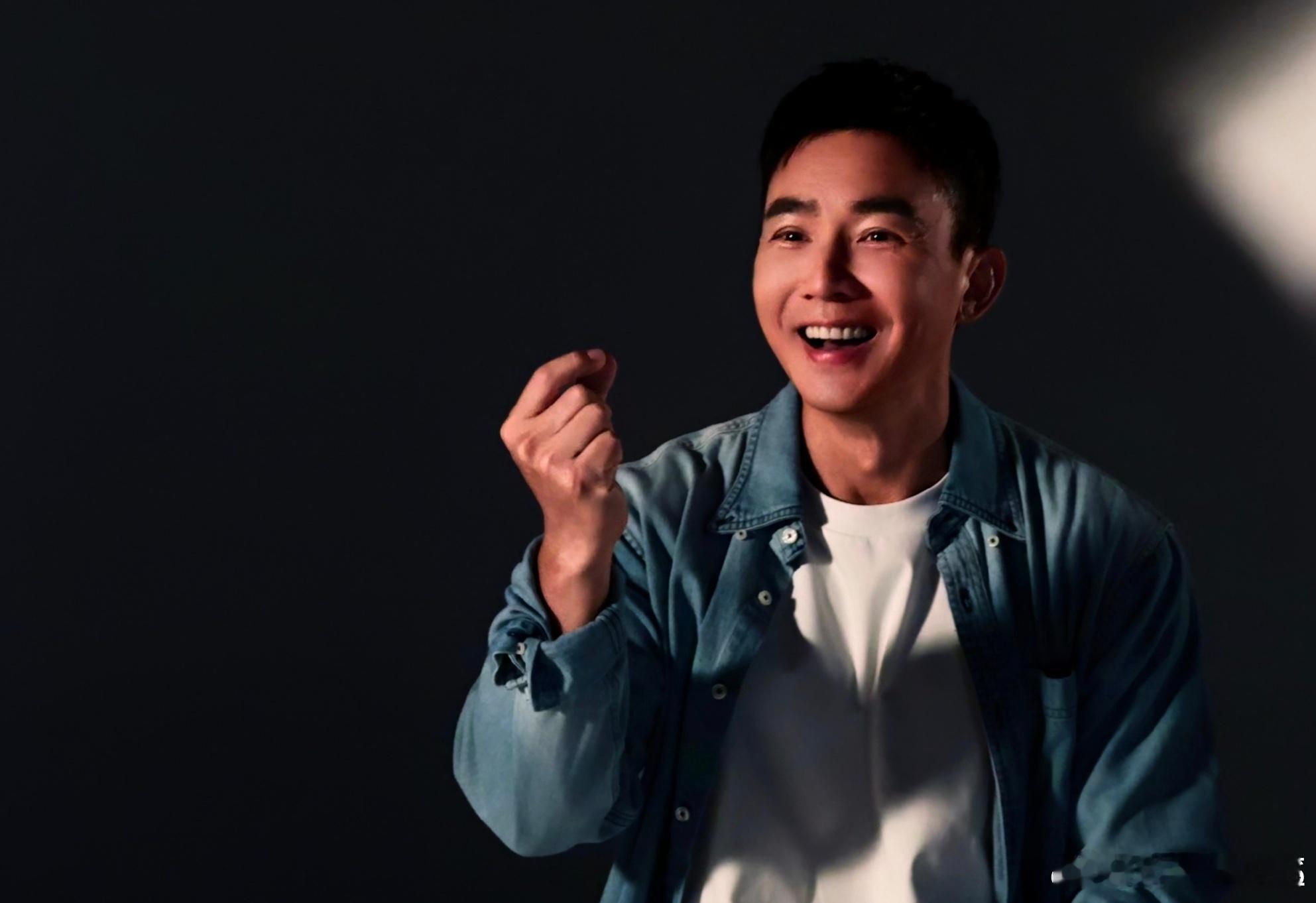  善于学习的人永远闪闪发光，刘畊宏和唐艺昕交流综艺体验，全力以赴备战披哥刘畊宏上