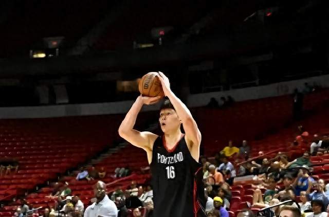 开拓者队记：杨瀚森在第三年会更像一名NBA球员