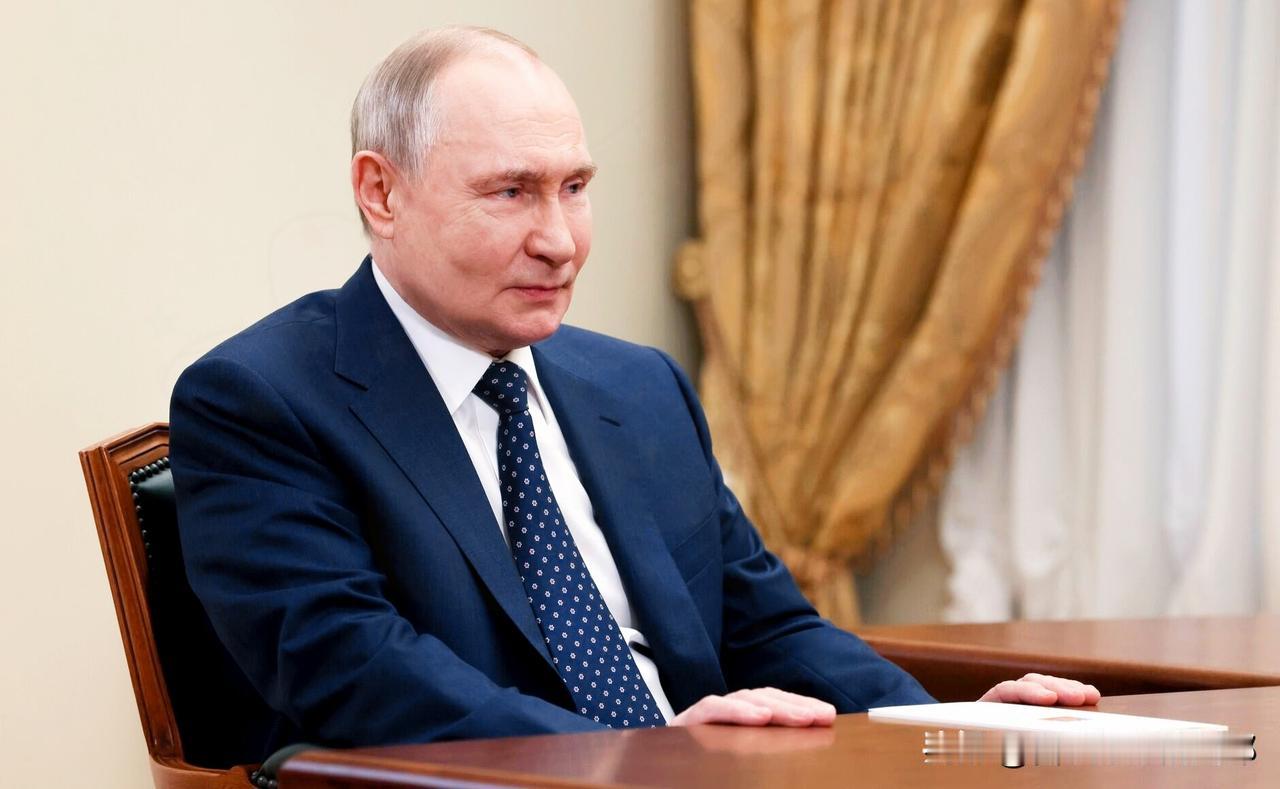 普京的“雅尔塔幻想”：为何胡志明的妥协才是现实之策？
 
战场赢了战术，外交却难