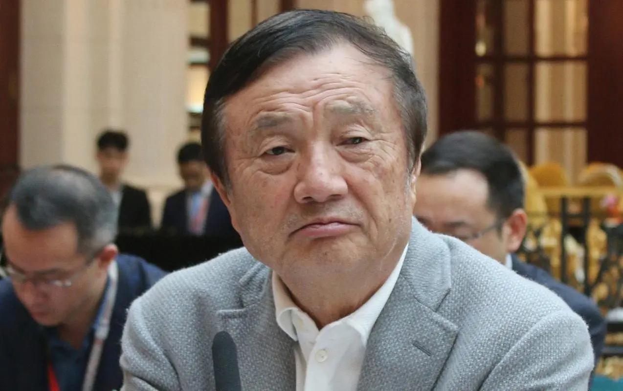华为为何到处与通信巨头签专利协议？避免树敌过多被美国打压。根据华为官网的消息，华