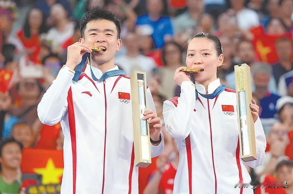 雅思组合：我们是来拼命的！
中国“雅思”组合黄雅琼/郑思维以2-0战胜韩国组合，