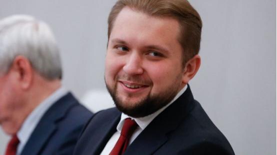 俄美两国僵了这么久，压根没什么高层接触，突然爆出一个大动作，打破了长久的沉默，俄