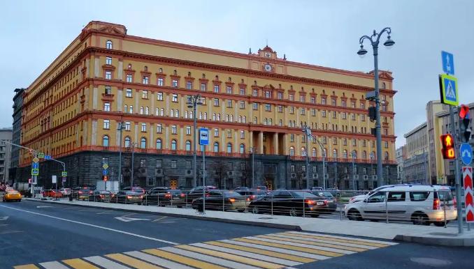 日本彻底疯了！砸90亿巨款援乌反俄，还公开叫板“制裁俄罗斯是核心优先事项”，可刚